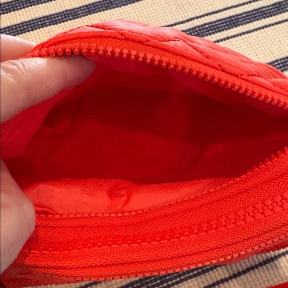 NWT MZ Wallace Metro Scout Deluxe Crossbody Bag in Poppy - Picture 10 of 14